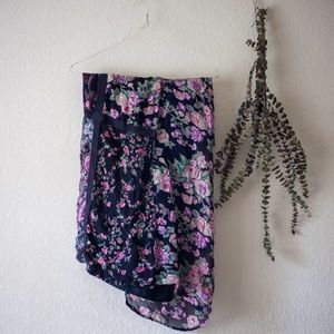 Flowy floral midi skirt